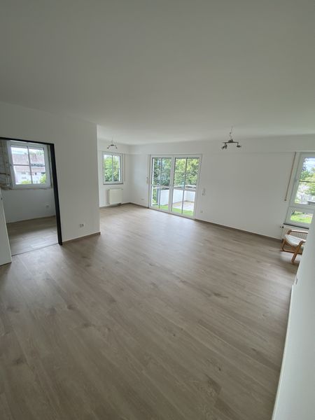 Zwei Zimmer zuzüglich 35qm Dachboden in Bielefeld Jöllenbeck